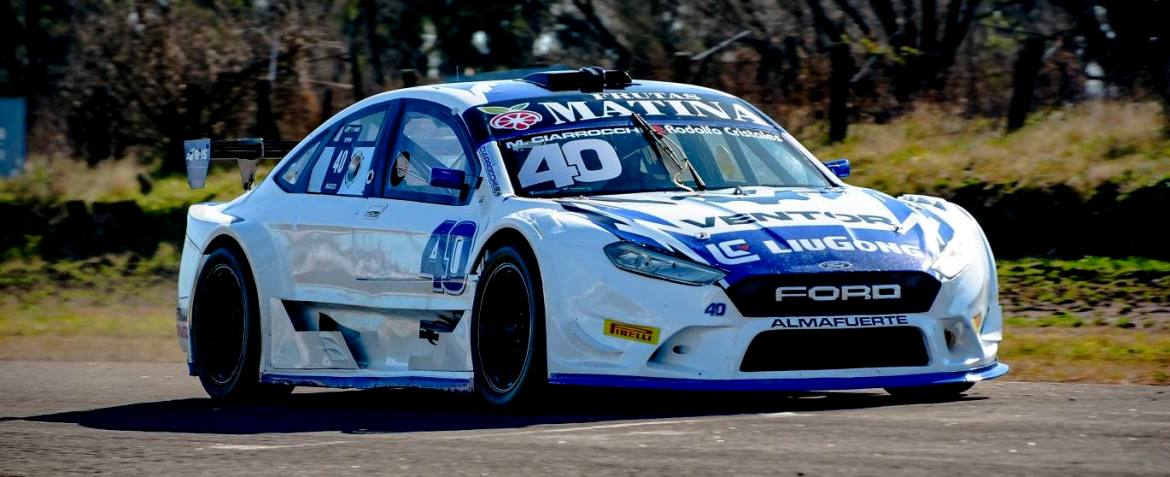 Ciarrocchi y Costas las referencias en el tanque llenos